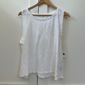 NWT Women’s Gap White Tank Cotton Loose Fit Tank Top Size XL